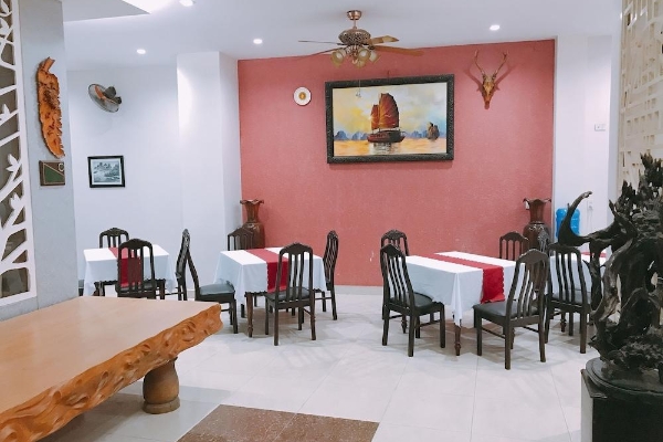 Golden Star Hotel